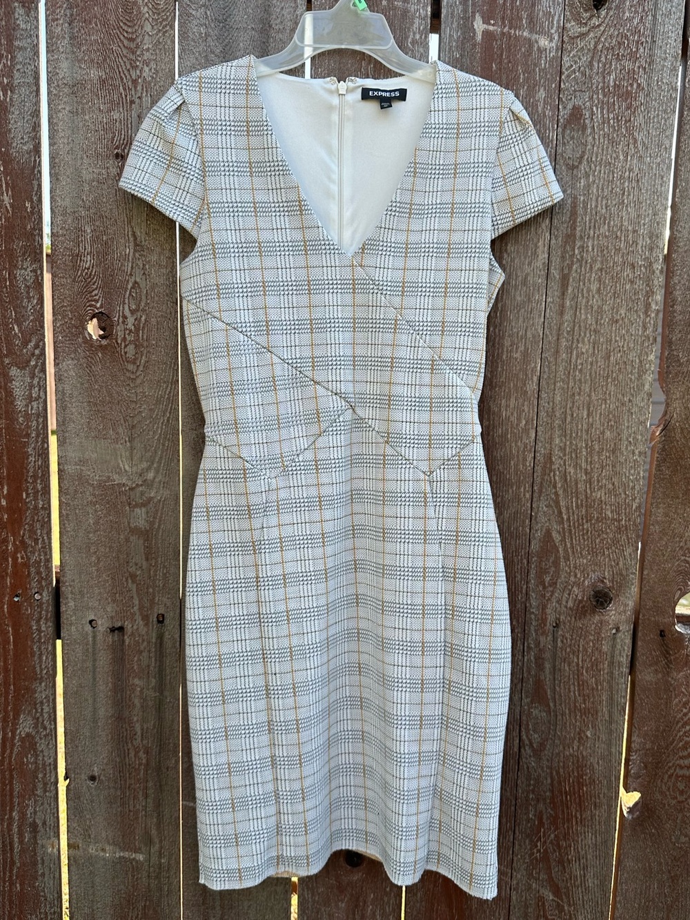 Express Plaid Sheath Dress V-Neck Short Sleeve Midi Black White Tan Work XS